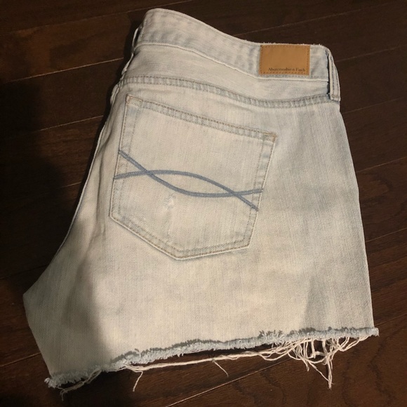 Shorts - Picture 2 of 2